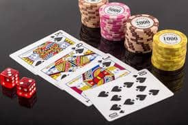 Tampilan antarmuka mobile messipoker yang mudah digunakan untuk klaim bonus